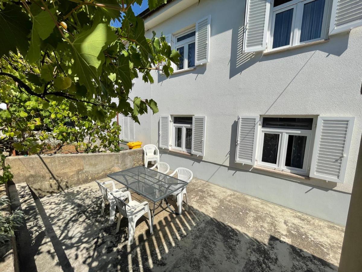Apartments Bohovic Šilo 外观 照片