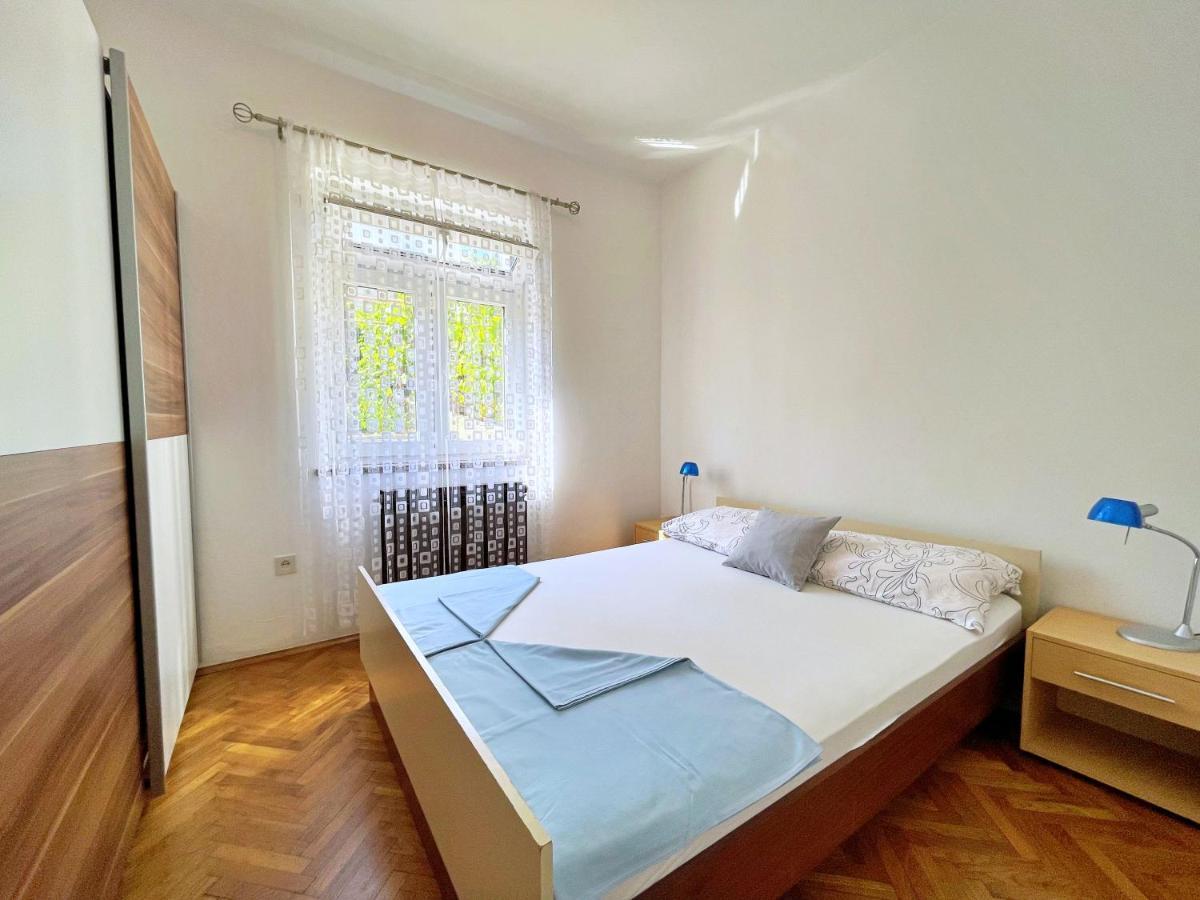 Apartments Bohovic Šilo 外观 照片